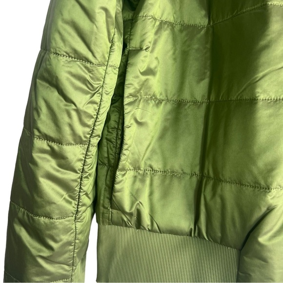 LULULEMON Non Stop Bomber Reversible Jacket in Green Foliage Size 8 and Size 4 - Picture 13 of 16